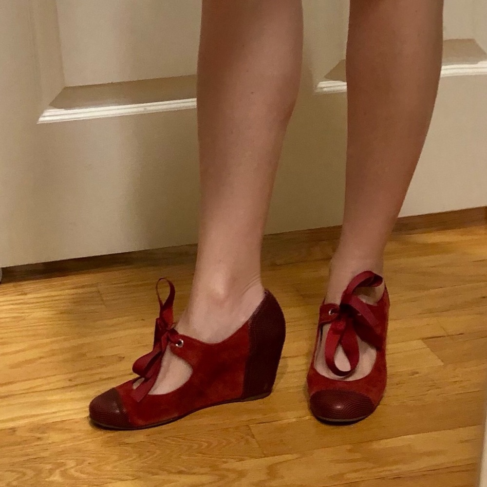 NWT Wow! Jeffrey Cambell “Havana” Handmade Suede & Leather Wedge Heel Size 8